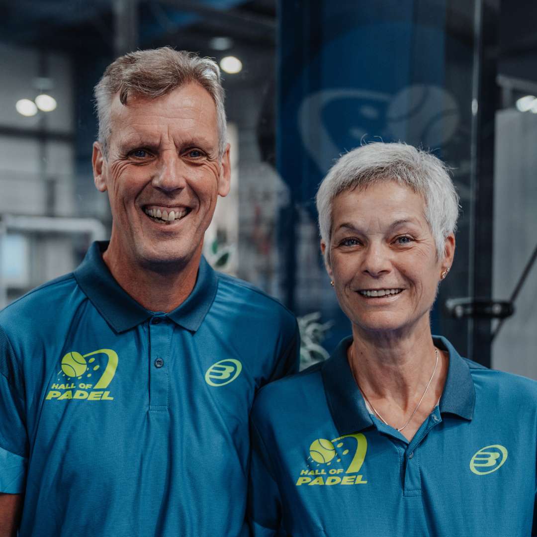 Herbert und Petra Palm lächeln in die Kamera